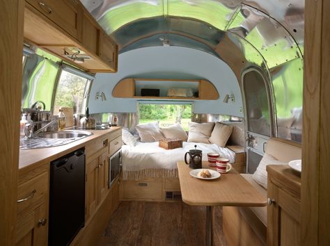 Dwell - Live the Airstream Life Vicariously With a New Book That Celebrates the Timeless Trailers Airstream Campers, Airstream Remodel, Airstream Interior, Airstream Renovation, Trailer Interior, Vintage Airstream, Airstream Trailers, Rv Decor, Rv Interior