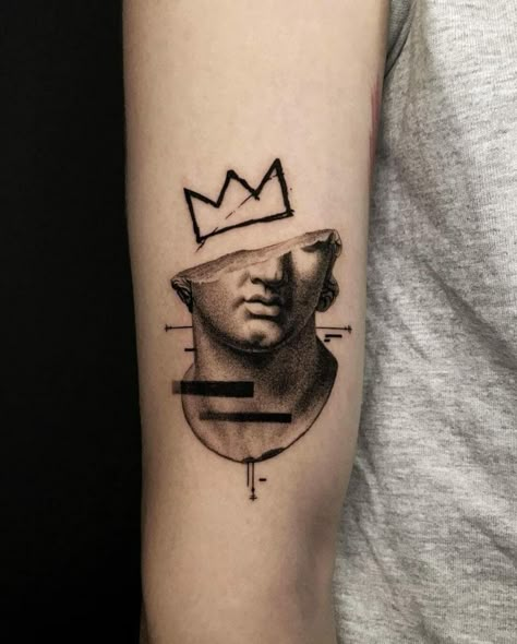 Basquiat Tattoo, Geometric Tattoo Sleeve Designs, Modern Art Tattoos, Dna Tattoo, Statue Tattoo, Tattoo Inspiration Men, Greek Tattoos, Cool Small Tattoos, Baby Tattoos