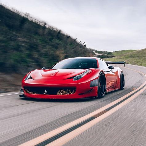 Retrouvez les modèles les plus prestigieux de la marque : Ferrari 812 superfast , Ferrari F1 , Ferrari roma , Ferrari 458 Italia , Ferrari 488 Pista , Ferrari rouge , Ferrari 812 gts , voiture de luxe , voiture de prestige , voiture unique , et voiture rare , supercars Ferrari Ferrari Rouge, Ferrari 812 Gts, Ferrari Roma, Ferrari 488 Pista, Ferrari 812 Superfast, Vinyl Wrap Car, Ferrari Laferrari, Car Vinyl, Red Vinyl