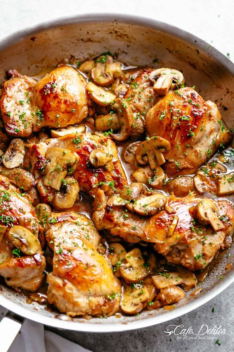 Chicken Thigh Recipes With Mushrooms, Garlic Mushroom Chicken Thighs, Recipes With Mushrooms, Mushroom Chicken Thighs, Garlic Mushroom Chicken, Mushrooms Pasta, Garlic Mushroom Sauce, Chicken Thights Recipes, Chicken Thighs Mushrooms