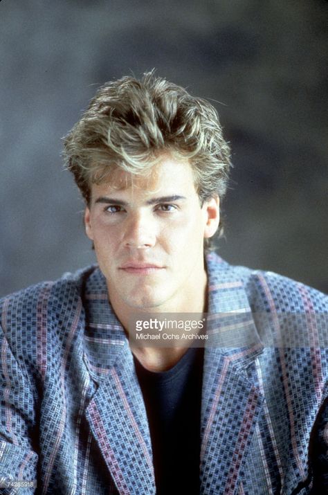 actor-craig-sheffer-stars-in-the-film-some-kind-of-wonderful-photo-by-picture-id74285918 (678×1024) Craig Sheffer, S E Hinton, 1980s Fashion, Male Celebrities, My Bed, Nom Nom Nom, Celeb Crushes, Forever Young, Classic Movies