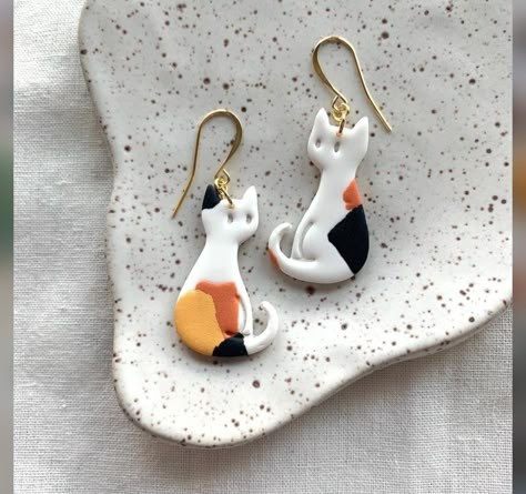 Polimery Clay Ideas, Fimo Jewelry, Diy Earrings Polymer Clay, Handmade Clay Jewelry, Polymer Clay Diy, Polymer Clay Jewelry Diy, Polymer Clay Animals, Clay Jewelry Diy, Fimo Clay