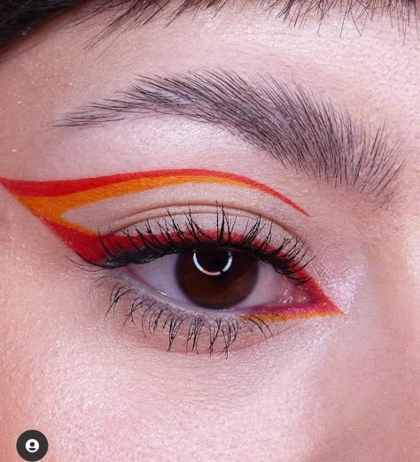 Orange Graphic Liner, Red Eyeliner Looks, Graphic Eyeliner Color, Orange Eyeliner, Fun Eyeliner, Creative Eyeliner, Red Eyeliner, Vampire Bride, Orange Makeup