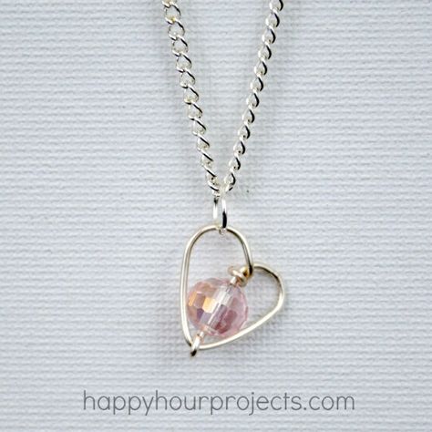 DIY Handmade Valentine's Gift - Wire Wrapped Heart Necklace Tutorial at www.happyhourprojects.com Handmade Valentine Gifts, Wire Wrapped Heart, Wire Bending, Valentine Jewelry, Handmade Jewelry Findings, Wire Wrapping Diy, Necklace Tutorial, Diy Wire Jewelry, Handmade Valentine