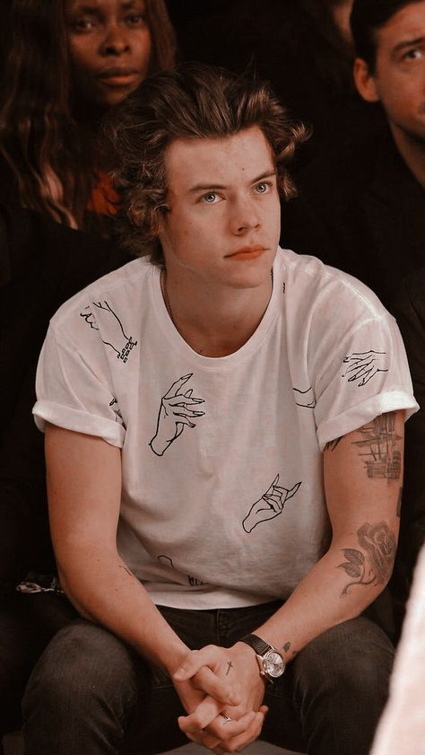 Gambar One Direction, Harry 1d, Harry Styles Cute, One Direction Photos, Haikou, Frat Boy, Harry Styles Wallpaper, Harry Styles Pictures, Harry Styles Photos