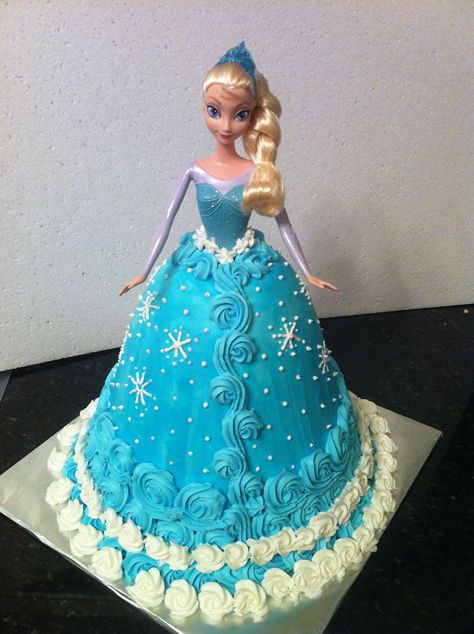 Elsa Barbie cake! Elsa Barbie Cake, Frozen Doll Cake, Barbie Cake Designs, Elsa Doll Cake, Dolly Varden Cake, Elsa Birthday Cake, Pastel Frozen, Elsa Cake Frozen, Disney Frozen Cake