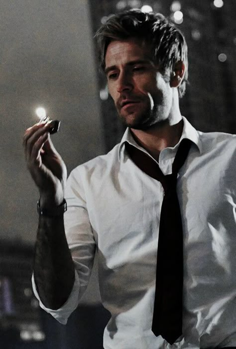 Constantine Aesthetic, Constantine Tv Show, White Shirt And Tie, Matt Ryan Constantine, Constantine Hellblazer, Bad Robot, Justice League Dark, John Constantine, Johnny Bravo