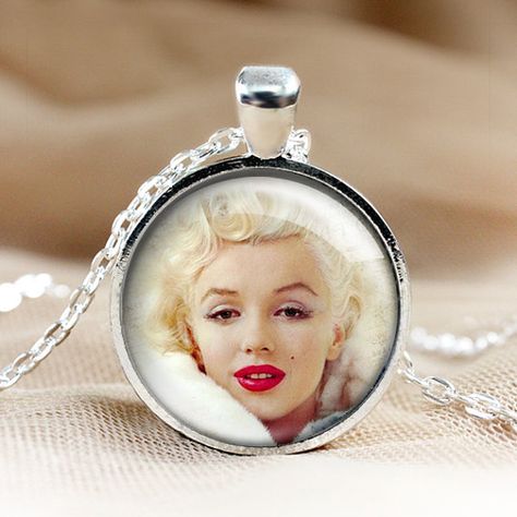 Hey, I found this really awesome Etsy listing at https://www.etsy.com/listing/166186090/marilyn-monroe-glass-pendant Circle Photo, Cool Rings For Men, Galaxy Jewelry, Galaxy Necklace, Galaxy Pendant, Universe Galaxy, Magical Jewelry, Photo Necklace, Photo Pendant