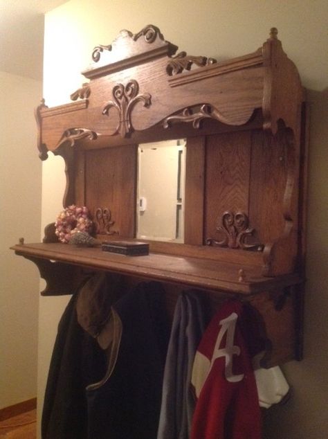 Hometalk :: Repurposing an Antique Pump Organ Hutch into a Coat Rack Pump Organ Repurpose, Antique Organ, Repurposed Hutch, Piano Repurpose, Repurposed Piano, Shelf Coat Rack, Organ Piano, Hutch Top, Pump Organ