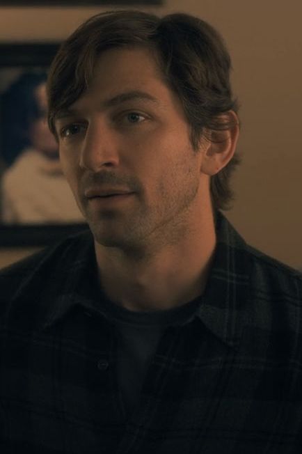 Steven Crain, Michael Huisman, The Haunting Of Hill House, Michiel Huisman, Haunting Of Hill House, Ghost House, Oh My Goddess, Myers Briggs Personalities, The Haunting