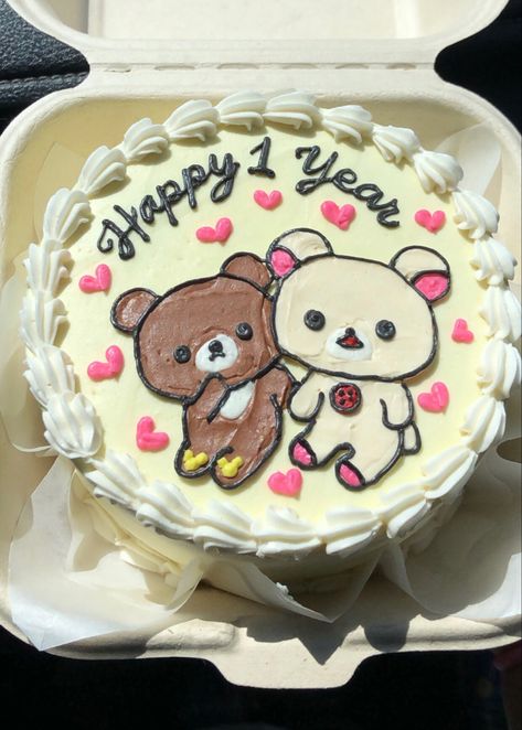 Korilakkuma Birthday Cake, Rilakkuma Party Theme, Rilakkuma Birthday Cake, 1 Year Anniversary Cake Aesthetic, Anniversary Small Cake, Cute Small Cakes, One Year Anniversary Cake, 1 Year Anniversary Cake, Rilakkuma Birthday