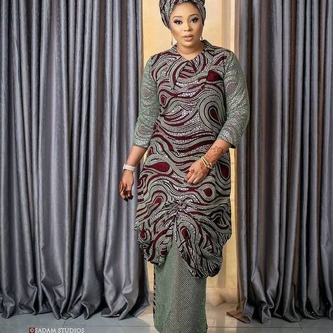 Latest Ankara Skirt and Blouse 2021 - Ladeey Ankara Gown Styles For Wedding, Latest Ankara Skirt And Blouse, African Maxi Dress Ankara, Latest Ankara Gown Styles, Long Gown Styles, Latest Ankara Gown, Boubou Styles For Women, Ankara Long Gown, Ankara Long Gown Styles