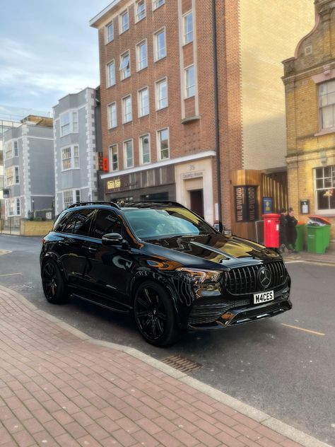 Blacked out 
murdered out 
Revere 
WC4 
Modified GLE 
V167 GLE 
AMG 63s 
GLE on 23s Mercedes Gle Suv, Mercedes Benz Gle Coupe, Benz Suv, Black Mercedes Benz, Mercedes C63 Amg, Mercedes Gle, Murdered Out, Mercedes Suv, Lux Cars