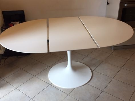 Extendable Table, Tulip Table, Table Ronde, Pros And Cons, Table And Chairs, Kitchen Table, Tulips, Piano, Dining Room