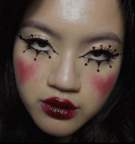 Red Alt Makeup, Alt Makeup, Clown Makeup, Eyeliner Looks, Makeup Inspo, Halloween Makeup, Eyeliner, Eye Makeup, Halloween Costumes