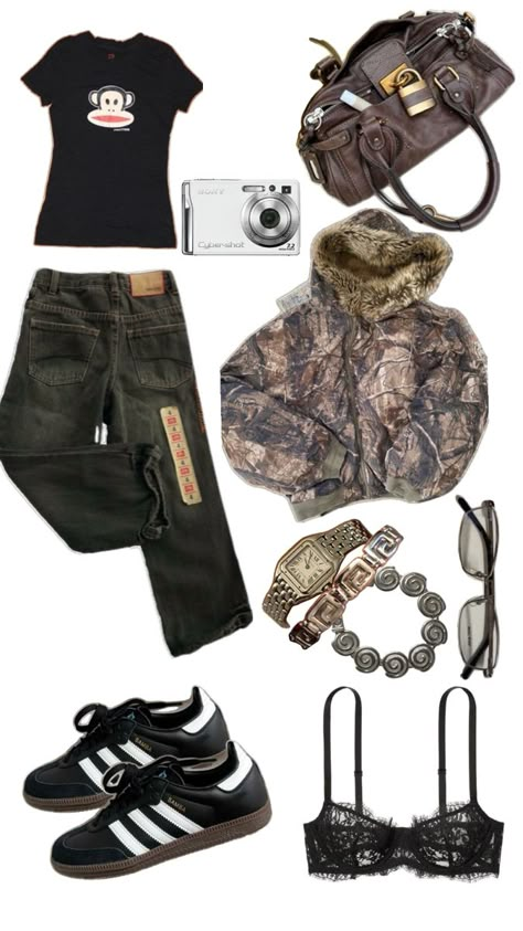 Fashion , clothes , outfits , jeans Streetwear Inspiration Women, Y2k Camping Outfits, Camo Aesthetic Outfit, Ahs Style Aesthetic, Hunting Camo Outfits, Bonfire Outfit Ideas, Camo Sweatshirt Outfit, Outfits With Vests For Women, Green And Black Outfits