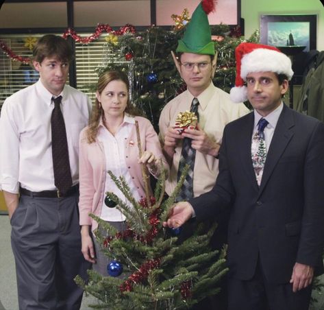 The Office Christmas Episode, The Office Christmas Wallpaper, The Office Thanksgiving, Office Christmas Episodes, The Office Aesthetic, Christmas The Office, The Office Season 2, The Office Wallpaper, The Office Poster