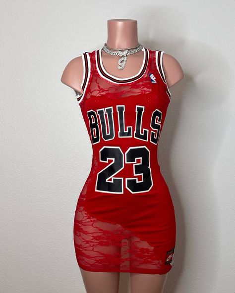 Nba Jersey Dress, Nba Outfit, Star Baby Showers, Upcycled Fashion, Nba Jersey, Custom Jerseys, Baddie Outfits, Ootd Fashion, Jersey Dress