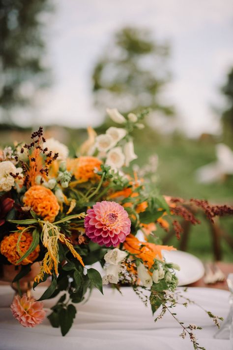 Centerpieces Aesthetic, Wedding Aesthetic Ideas, Harvest Aesthetic, Photo Movement, Farm Fest, Virgo Aesthetic, Harvest Dress, Harvest Wedding, Wedding Planner Guide