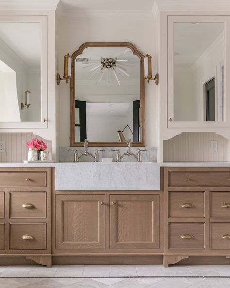 Ali Henrie Design on Instagram: “How do you maximize space in a small bathroom? For this project we used a trough sink to give our clients more counter space and their own…” Ali Henrie, Modern English Cottage, Lake House Bathroom, Minimal Bathroom, Apron Front Sink, Apron Sink, Trough Sink, Cottage Inspiration, Transitional Bathroom