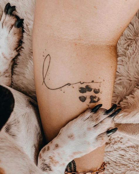 Paw Print Tattoo Ideas, Tattoo For Boyfriend, Tattoos For Dog Lovers, Dog Memorial Tattoos, Pawprint Tattoo, Ankle Bracelet Tattoo, Saved Tattoo, Paw Tattoo, Tattoo Ideas For Men