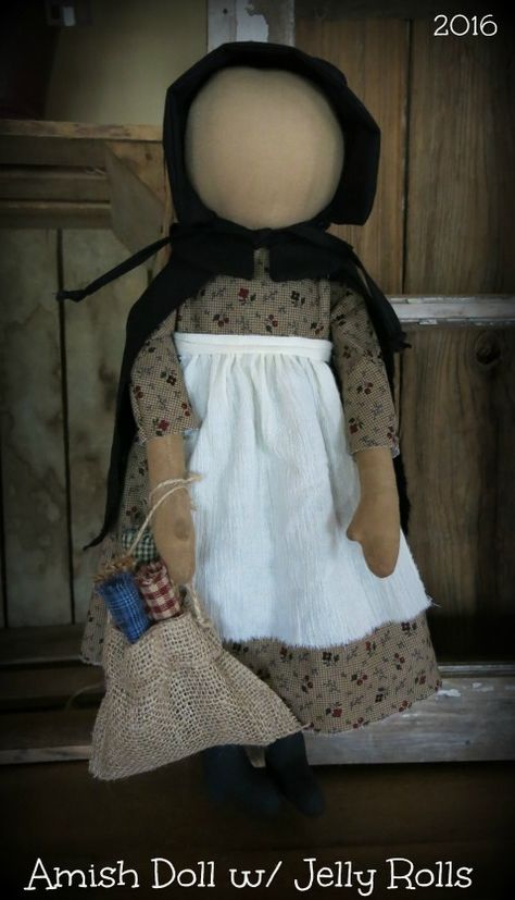 Little Amish Doll Amish Decor, Primitive Dolls Handmade, Amish Dolls, Amish House, Amish Quilt, Amish Crafts, Raggedy Doll, Cross Stitch Fairy, Traditional Toys