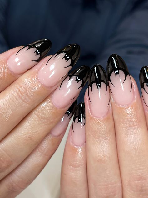 October Nails Acrylic Almond, Halloween Nails 2024 Almond, Gothic Oval Nails, Dark Nail Inspo Almond, Alt Nails Coffin, Subtle Halloween Nails Almond, Spooky Halloween Nails Coffin Shape, Simple Goth Nails Almond, Short Almond Gel Nail Designs