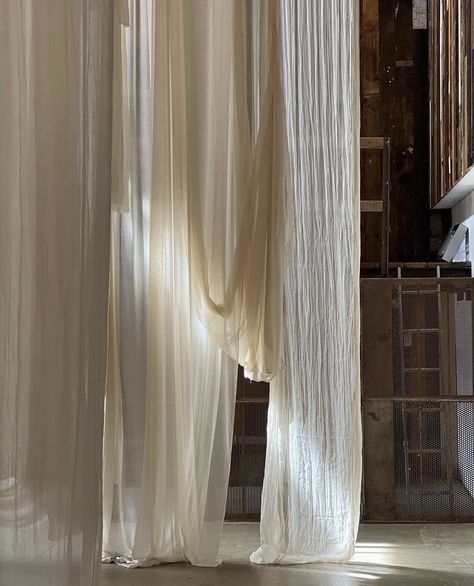 Wall Draping Decor, Draped Chuppah, Flowy Curtains, Textile Architecture, Wedding Drapery, Draping Wedding, Fabric Installation, Backdrop Frame, Curtain Backdrops