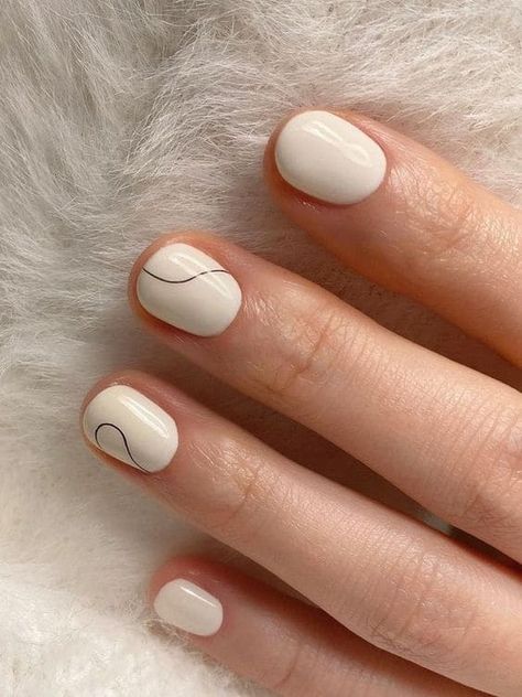 Korean minimalist nail art with an abstract line Nail Art Simple Minimalist, Nails Design Minimalism, Minimalist Manicure Short Nails, Korean Gel Nails Simple, Nail Korean Style Minimal, Minimalist Nail Art Lines, Nails Dots Minimalist, Trendy Minimalist Nails Short, Nail Minimal Design