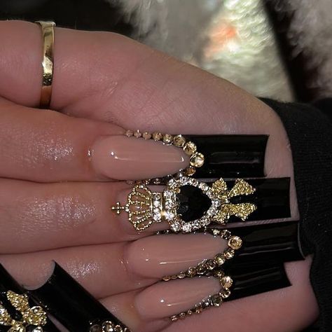 Alexandra Alvarez on Instagram: "🖤👑 - If viewing follow @xle.nails ✨ - - Black gel polish- ‘MYSTERIOUS’ @legacynails (use my code 🎀xle-legacy🎀 for $$ off) - - - - - - #nails #nailart #nailsofinstagram #longnails #taperedsquarenails #blingnails #goldnails" Pink Gold And Black Nails, Black 15 Nails, Black And Gold Nails For Prom, Black Nails Gold Gems, Sweet 16 Nails Black, Prom Nail Ideas Black, Black Nails With Gold Rhinestones, Baddie Bling Nails Black, Classy Black And Gold Nails