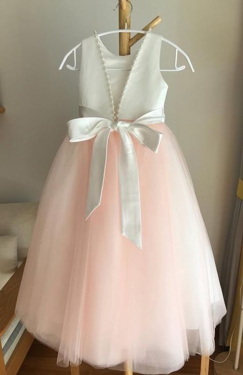 Peach Flower Girl Dress, Yellow Flower Girl Dresses, Champagne Flower Girl, Flower Girl Dresses Champagne, Dress With Pearls, Big Wedding Dresses, Pink Flower Girl, Tulle Flower Girl Dress, Satin Evening Gown