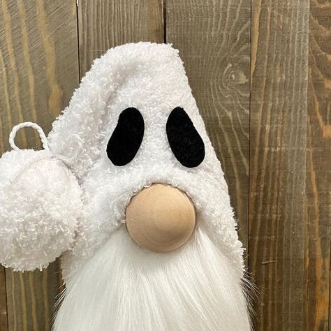 Wendy’s Gnome Shop on Instagram: "BOO! Get your Ghost Gnome today! WendysGnomeShop.com" Ghost Gnome Diy, Ghost Gnomes, Ghost Gnome, Gnome Dress, Gnome Diy, Hanging Ghosts, Gnomes Diy, Diy Gnomes, Gnomes Crafts