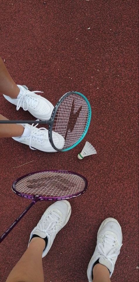 Badminton Girl Aesthetic, Badminton Pictures, Badminton Photos, Badminton Bag, Women's Badminton, 2024 Moodboard, Badminton Court, Badminton Sport, Tennis Aesthetic