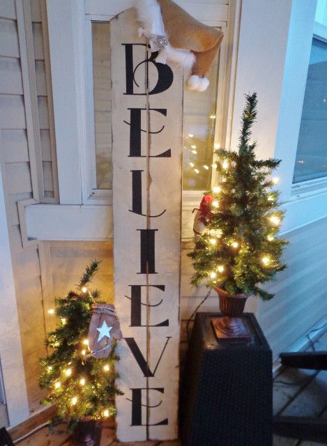 believe sign Pallet Signs Diy, Stencil Christmas, Christmas Believe, Believe Sign, Vinyl Wall Lettering, Vinyl Stencil, Porch Pumpkins, Farmhouse Style Christmas, Believe Christmas