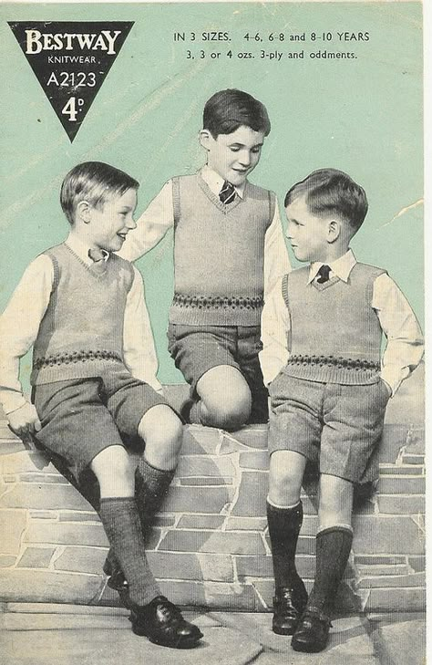 1950s Boys Fashion, 1950s Boys, Vintage Girls Clothes, Knitting Patterns Boys, Vintage Kids Clothes, Boys School Uniform, Magazines For Kids