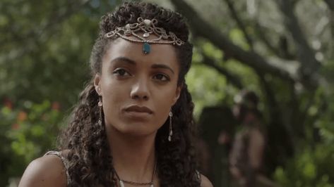 Maisie Richardson, Maisie Richardson Sellers, Royal Throne, Throne Of Glass Books, Queen Aesthetic, Black Actors, Dc Legends Of Tomorrow, The Abc, Fantasy Story