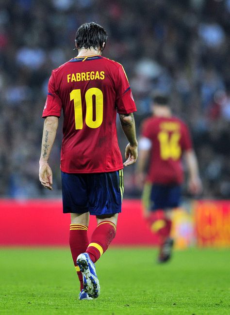 Francesc Fabregas of Spain Cesc Fabregas, Cesc Fàbregas, Mesut Ozil, Football Players Images, Football Players, Arsenal, Barcelona, Spain, Sports Jersey