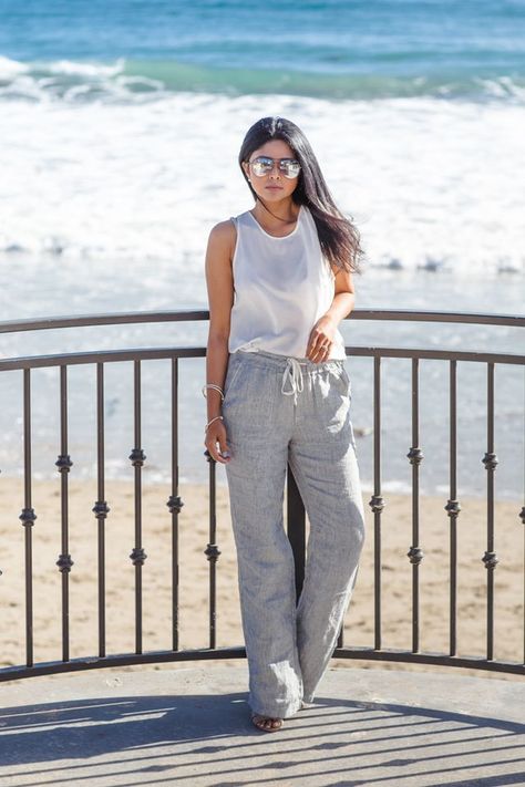 VACATION STYLE Gray Linen Pants Outfit, Grey Linen Pants Outfit, Linen Pants Outfit Summer, Sheryl Luke, Walk In Wonderland, Steve Madden Sunglasses, Pants Outfit Summer, Summery Outfits, Linen Pants Outfit