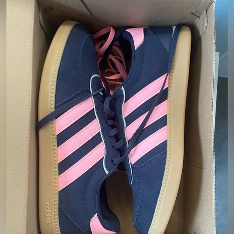 Navy Blue And Pink Just Like Sambas But I’m Not Sure They Are Size Says 7 1/2 But It Fits A Women’s 8 1/2 Pink And Blue Sambas, Navy And Pink Adidas, Pink Gazelles, Navy Blue And Pink, Pink Campus, Shoes Outfit Fashion, Womens Tennis Shoes, Stockholm Style, Cute Nike Shoes