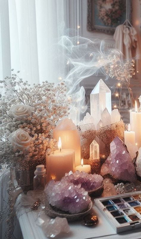 Healing Crystals Aesthetic, Crystal Healing Room, Crystal Collection Display, Spiritual Corner, Display Crystals, Zen Mind, Reiki Room, Crystal Room, Meditation Corner