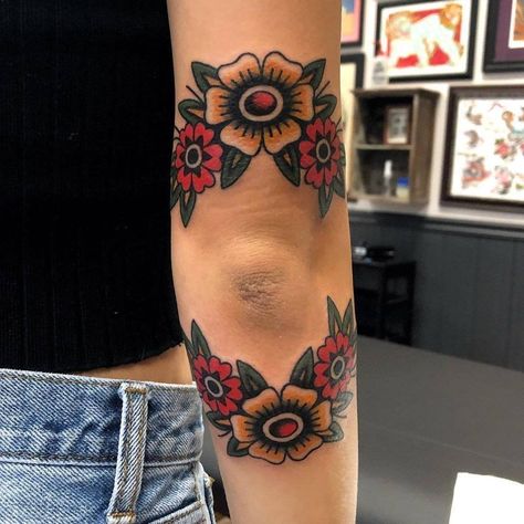 Traditional Tattoo Elbow, Traditional Thigh Tattoo, Traditional Tattoo Arm, Traditional Back Tattoo, Above Elbow Tattoo, Traditional Tattoo Woman, Traditional Tattoo Drawings, Old School Traditional, Traditional Tattoo Inspiration