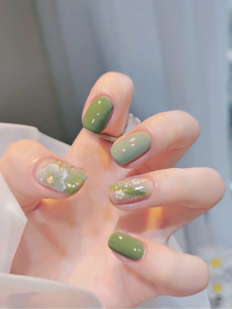 Nail Nail Designs, Acrylic Nails Ideas, Summer Nails Art, Nail 2023, Nail Art Inspo, Bling Nail Art, Nails Art Ideas, Natural Nail Art, Green Nail Art