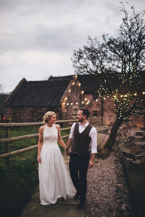 Bride and groom from a rustic barn wedding and online dating love story. Images by Mike Plunkett Photography Dried Wildflowers, Country Wedding Reception, Outdoor Country Wedding, Story Images, Barn Wedding Photos, Rustic Barn Wedding, Navy Wedding, Wedding Photography Poses, Groom Attire