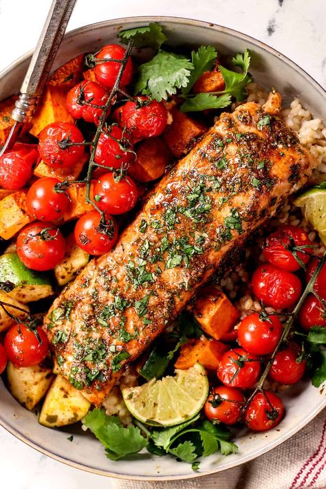 Baked Cilantro Lime Salmon with Roasted Veggies! (+Video) Cilantro Salmon, Cilantro Lime Marinade, Cilantro Lime Salmon, Salmon Baked, Leftover Salmon, Oven Baked Salmon, Lime Salmon, Cilantro Lime Rice, Cilantro Lime Chicken