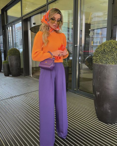 Victoria on Instagram: “Colour blocking for Saturday 🟣🔶 Total #look by @malina_fashion ✔️” Pattern Play, Fox, Orange, Purple, Pants, Pattern, Color, Trousers