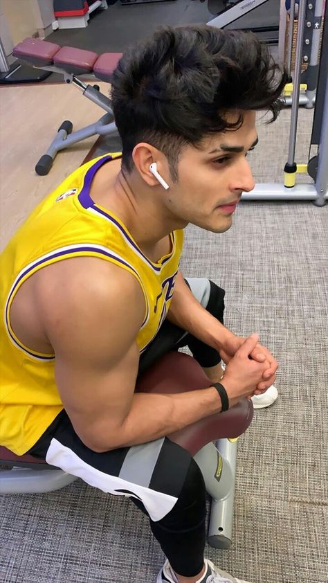 Priyank Sharma, Danish Zehen, Mens World, Indian Celebrity, Indian Men, Hair Styles Men, Instagram My Story, Luxury Lifestyle Dreams, Cool Guy