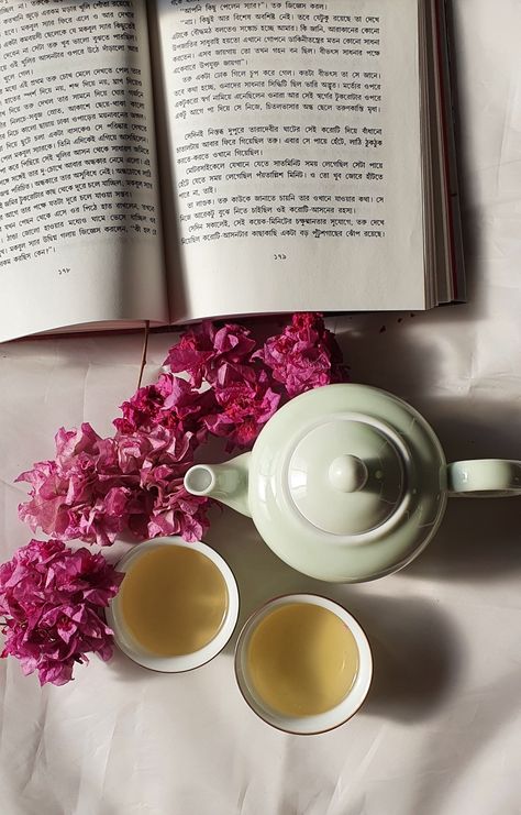 Tea Flatlay Photography, Tea Pot Photography, Tea Lifestyle Photography, Tea Set Photography, Tea Photography Ideas, Tea Cup Photography, Tea Pot Aesthetic, Teapot Photography, Tea Product Photography