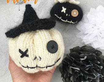 Knitting patterns for toys and home decor de SoSimpleKnitStudio Pumpkin Knitting Pattern, Pumpkin Knitting, Knitted Pumpkins, Halloween Knitting, Crochet Pour Halloween, Stuffed Pumpkin, Addi Knitting Machine, Lantern Craft, Dollar Tree Halloween