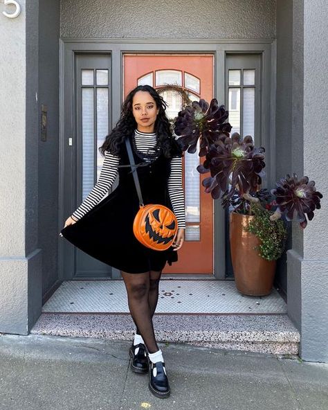 Disney Winter Outfits, Disney Fashion Outfits, Halloween Inspired Outfits, Disneyland 2023, Grungy Outfit, Disney Outfits Women, Plus Size Fall Fashion, Fall Attire, Disney Dresses