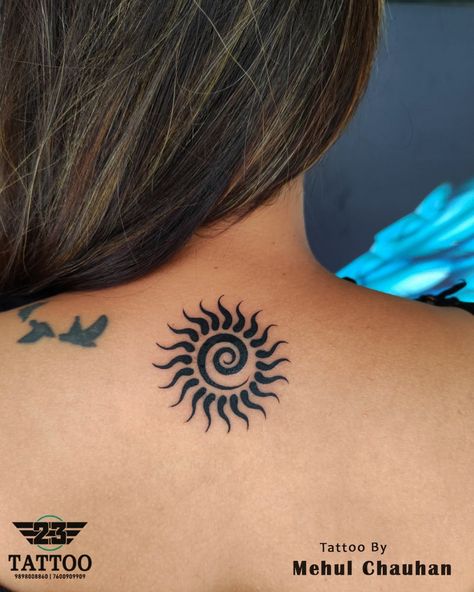 #tattoo #suntattoos #tattooforwomen #tattoodesign #tattooideas #sun tattoo inspiration #23tattoomehsana#mehsana #blackdroptattoo #chandkheda Collar Bone Sun Tattoo, Collarbone Sun Tattoo, Back Neck Sun Tattoo, Sun Tattoo Behind Neck, Women’s Sun Tattoo, Mantra Tattoo, Girl Shoulder Tattoos, Sun Tattoo Designs, Back Of Neck Tattoo